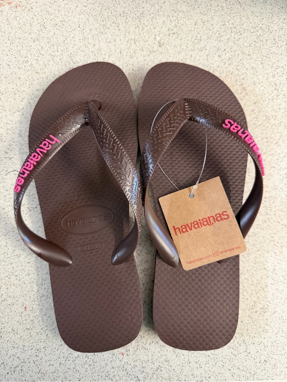Havaianas Women's Brown Flip Flops with Pink Logo 6W